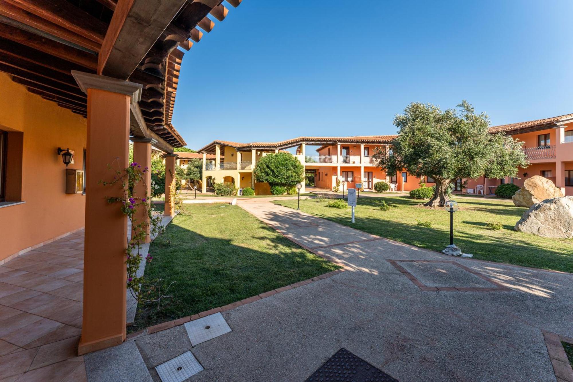 Residence Baia Dei Mirti Vignola Mare Dış mekan fotoğraf