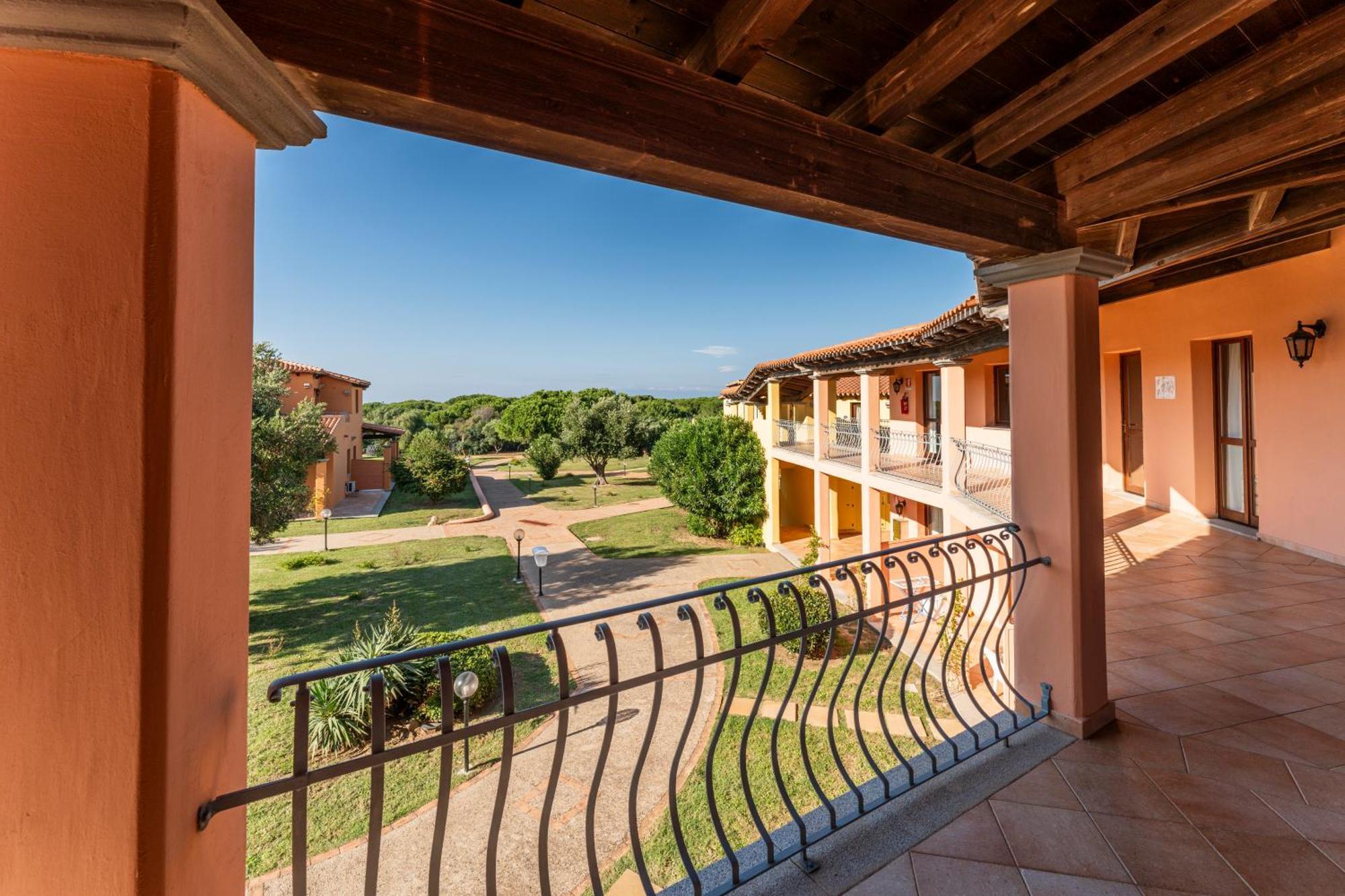 Residence Baia Dei Mirti Vignola Mare Dış mekan fotoğraf