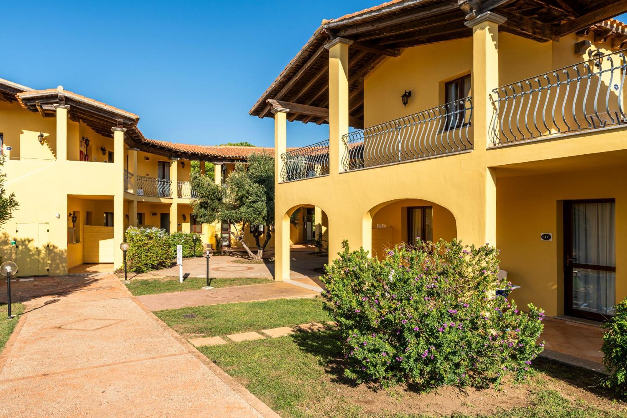 Residence Baia Dei Mirti Vignola Mare Dış mekan fotoğraf